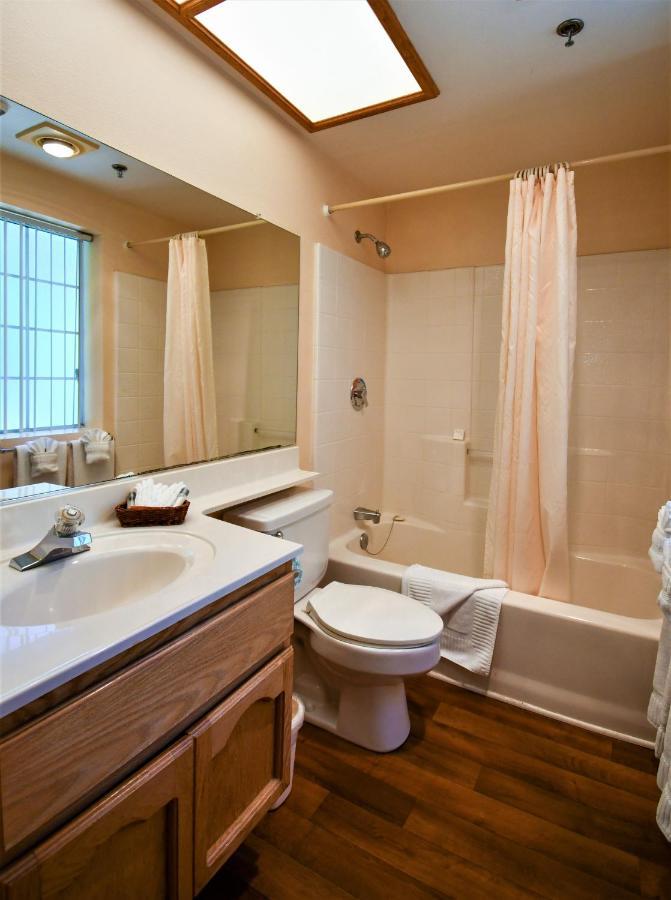 Hotel North Bay At Arrowhead 2*
